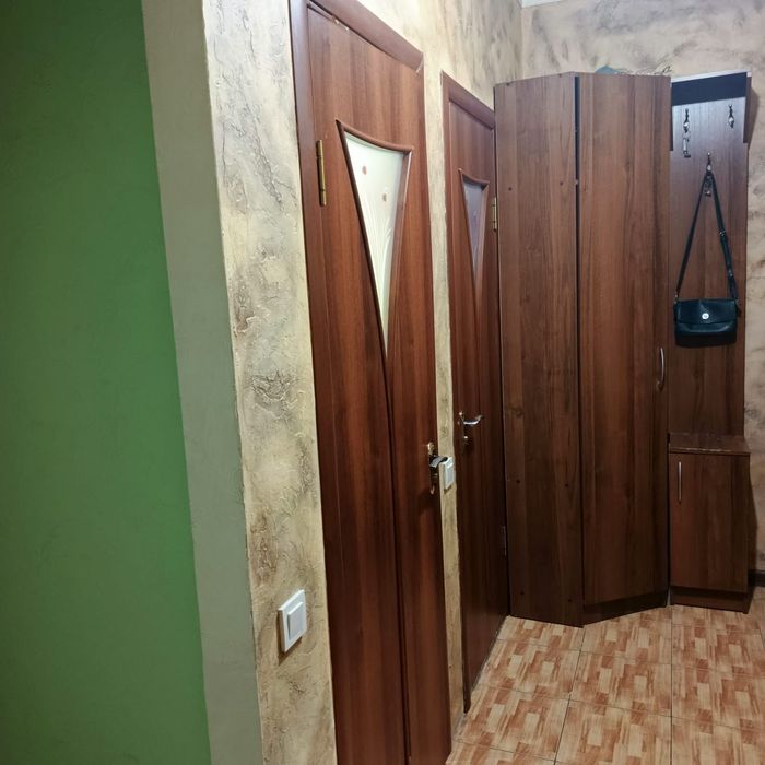 Квартиру продам.