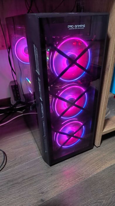 Vind Pc Gaming Ryzen , Nu trimit în țară