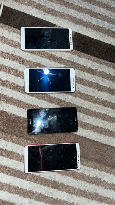 На запчасти телефон