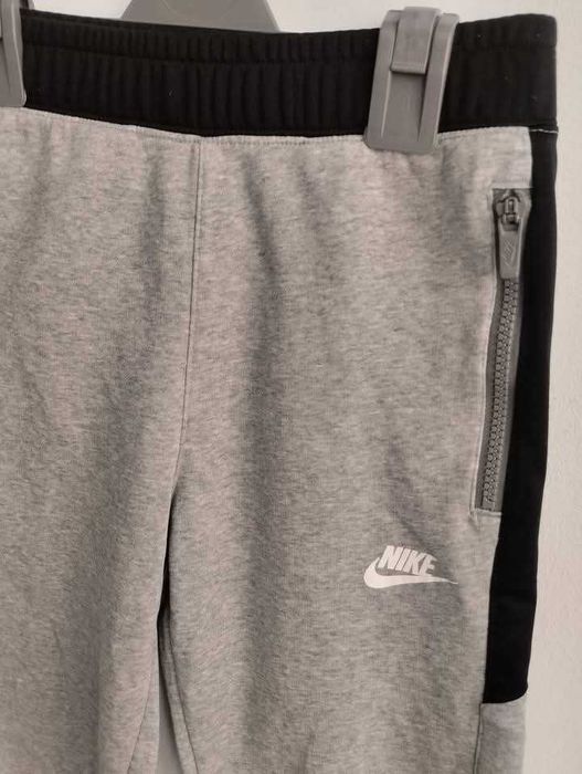 Детски долнища. Nike Training Trousers Mercurial тъмно сиво р. 147-158