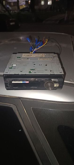 Продам магнитолу пианер в отличном состояние