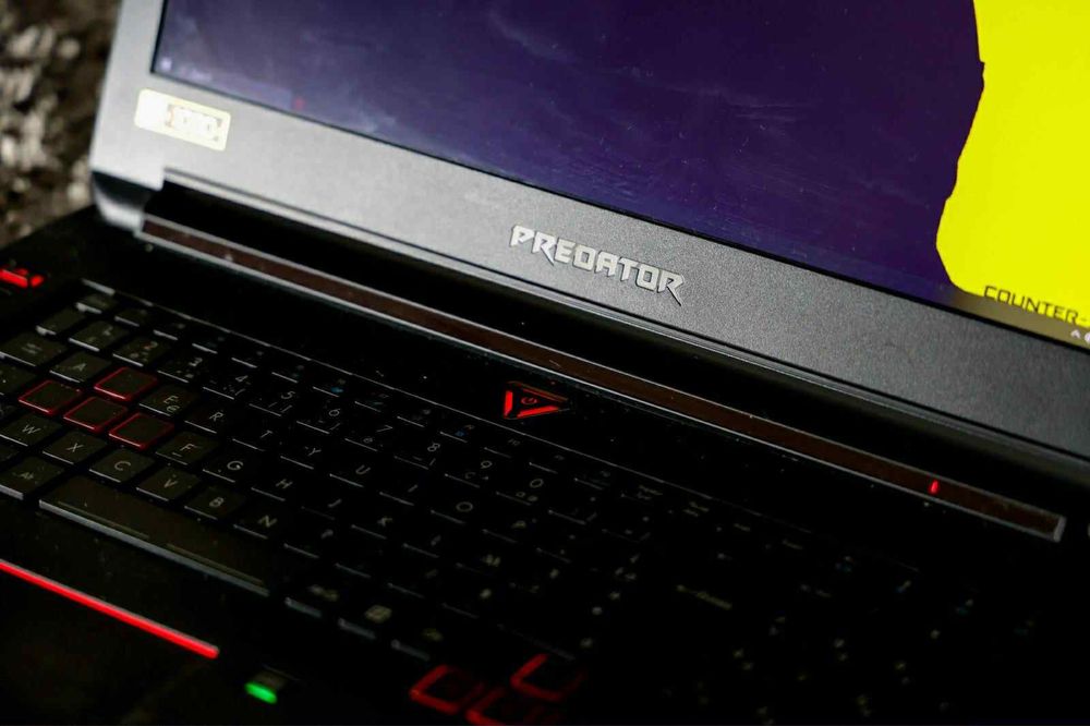 Laptop predator gaming
