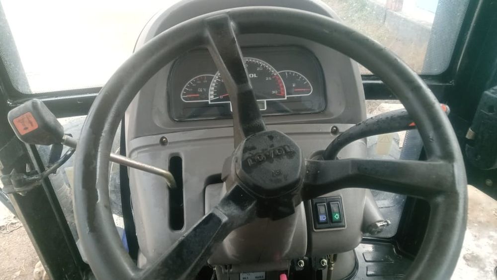 Трактор Lovol 904D