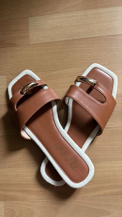 Стилни Дамски чехли
