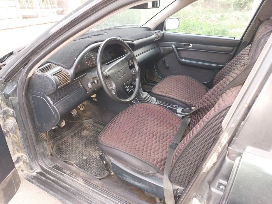 Audi c4 2.3 зелёный