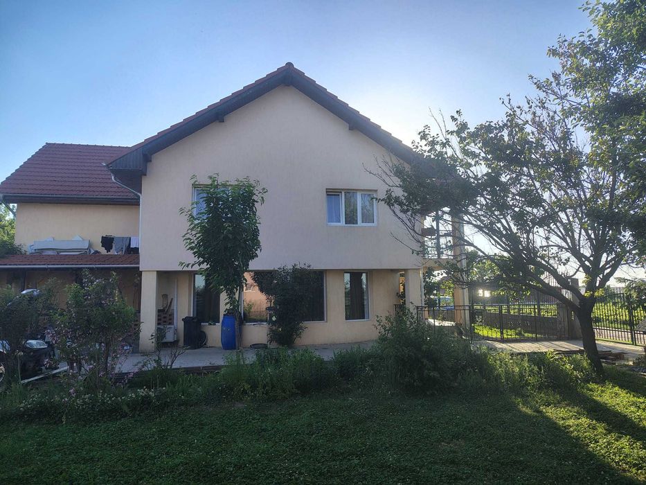 Vand casa finisata