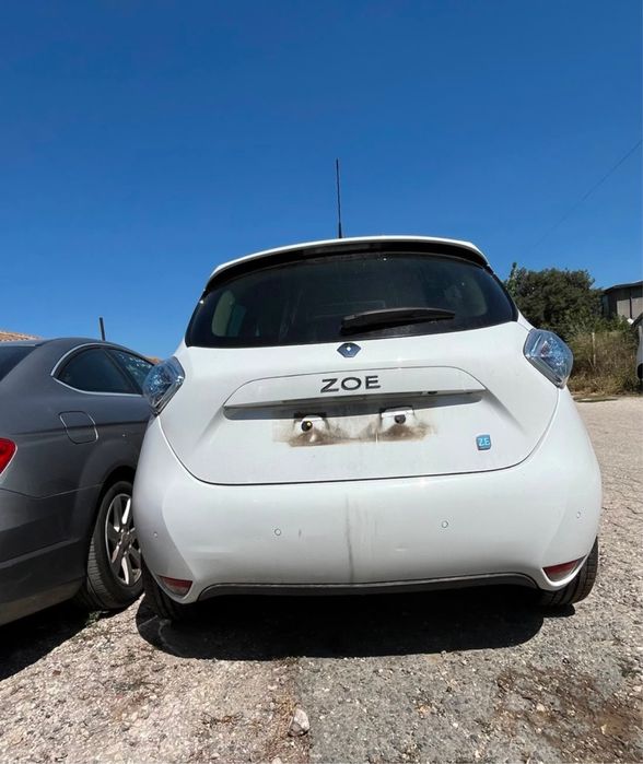 На части Renault Zoe dynamique 91коня  2016г  75000мили пробег перфектно състояние Камера джанти