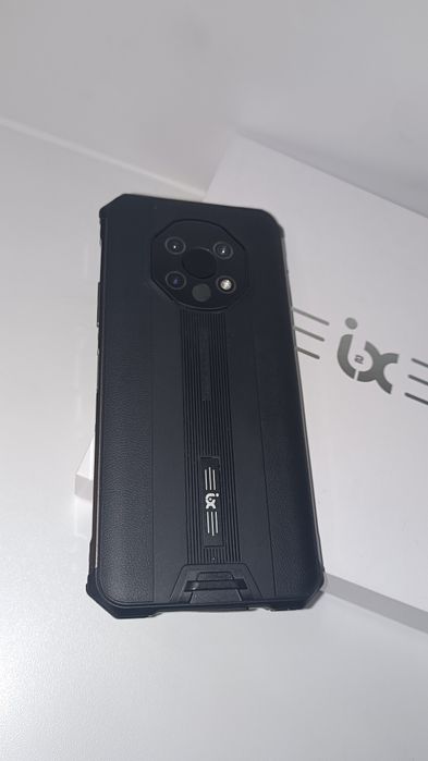 Бронированный телефон IXXI J7