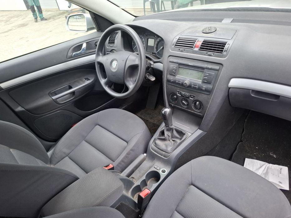 Vand usi, motor , Octavia 2