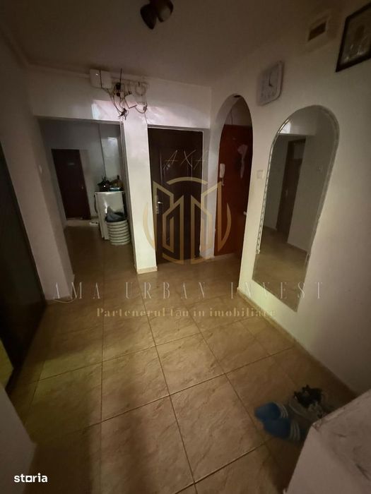 Teiul Doamnei Grigore Ionescu 4 camere 85 mp , an 1986 , pret 156000 e — fotografia 1