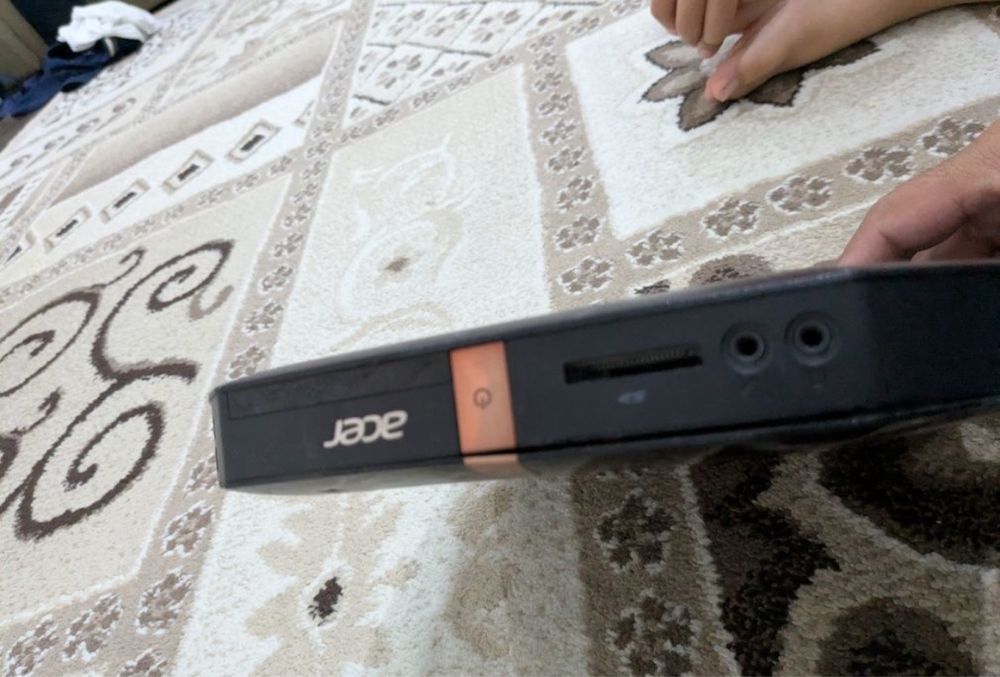Мини компьютер Acer rl80 компактный