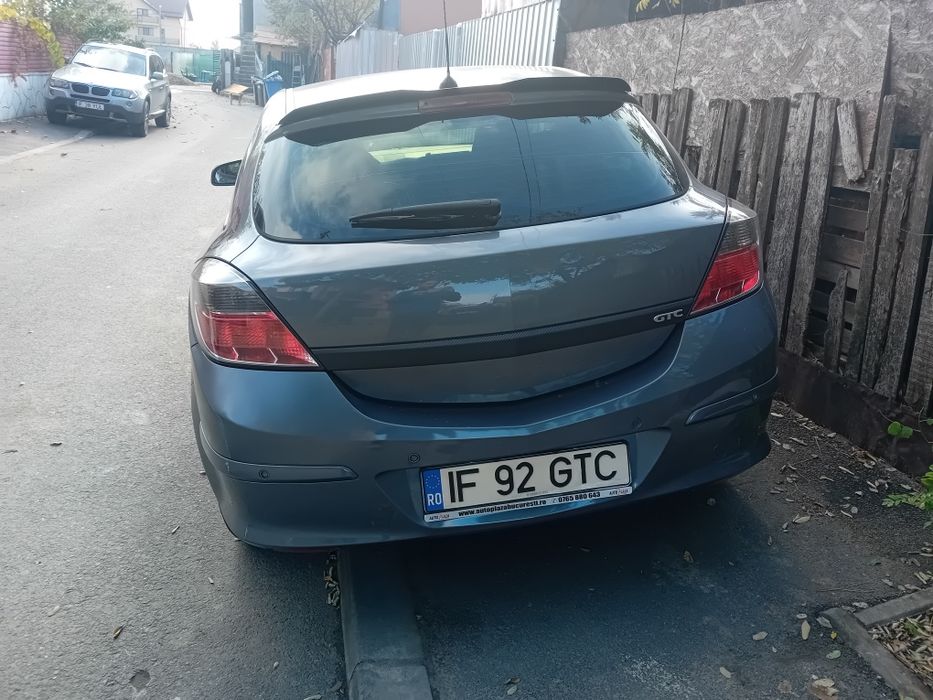 Vând opel astra gtc