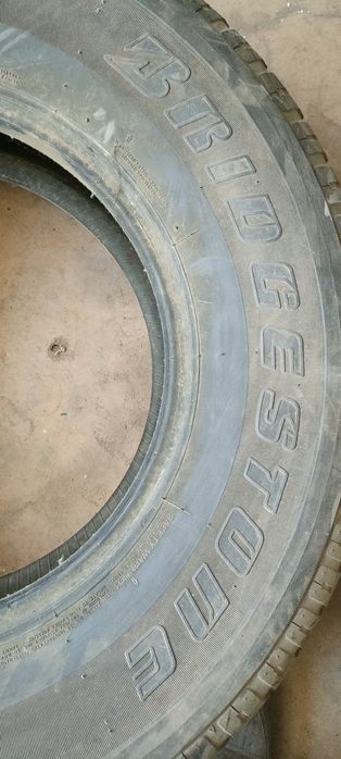 Продам шины б/у.