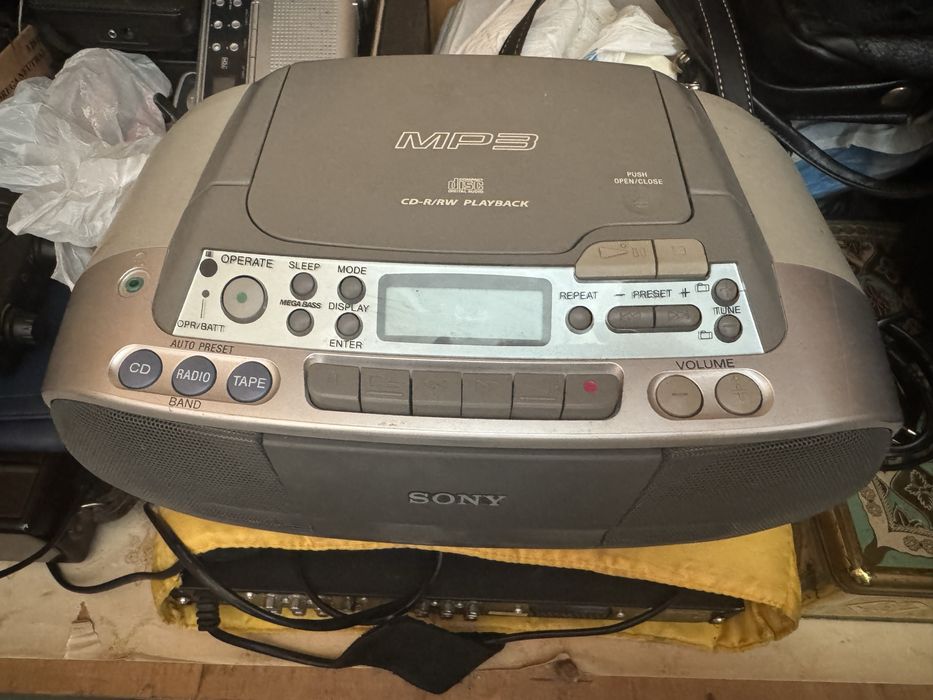 Colectie radio, radio-casetofon cu cd, diverse electronice vechi