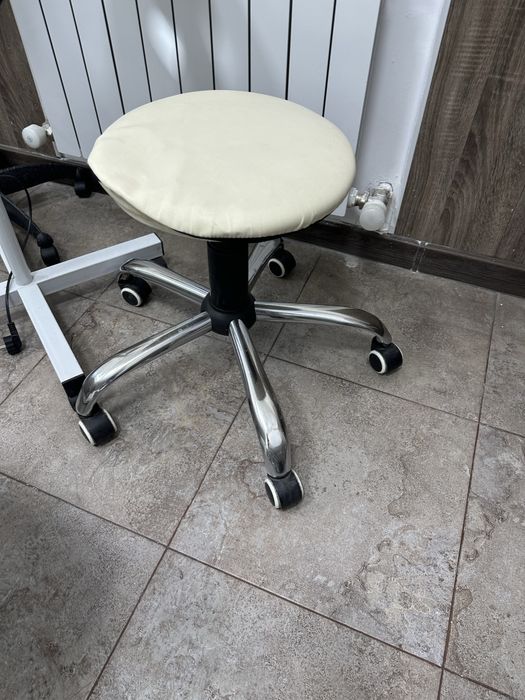 Кушетка для косметолога