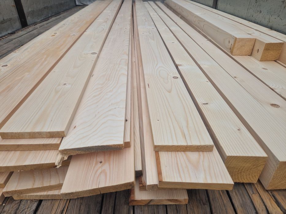 Lambriu, Scândură, Grindă