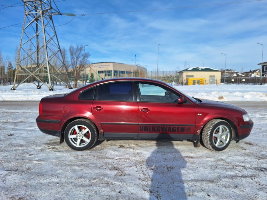 Продам пассат б5 1.6 мех