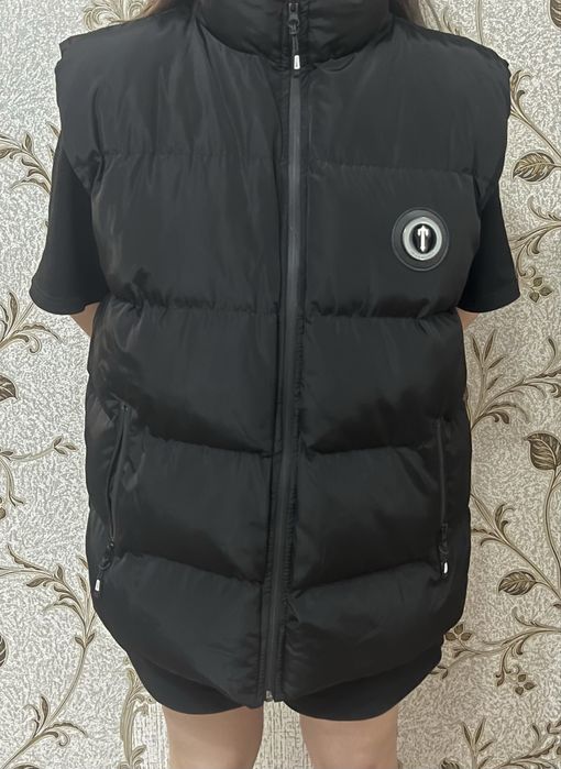 Продам безрукавку