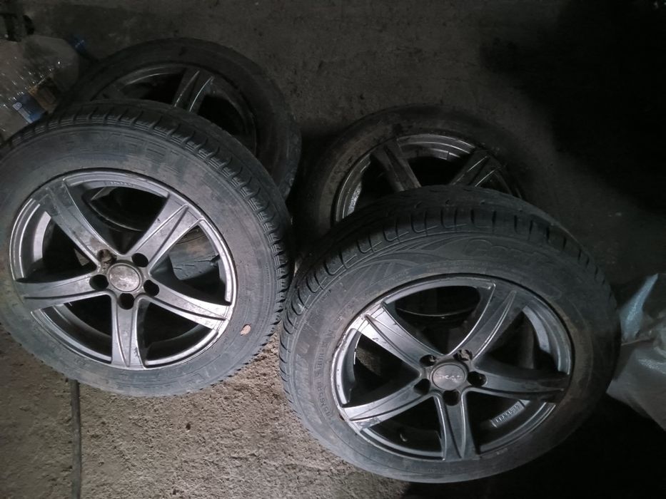 Продам диски с резиной