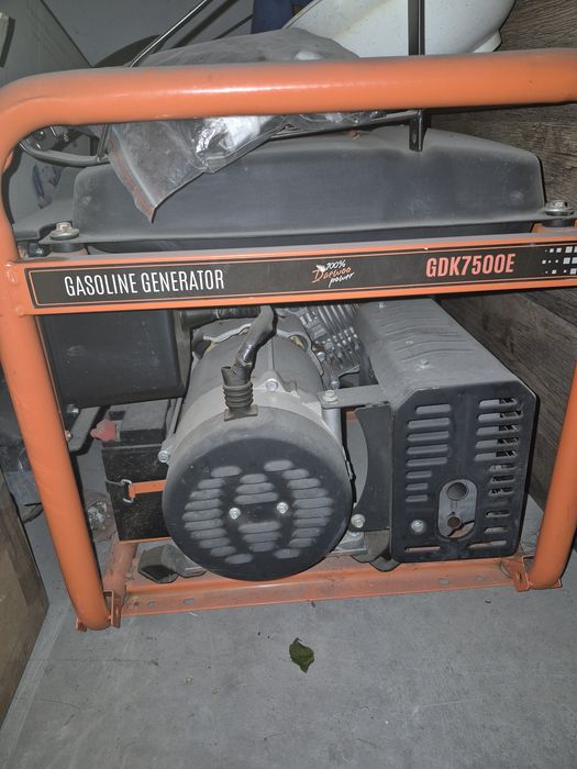 Generator trifazat DAEWOO