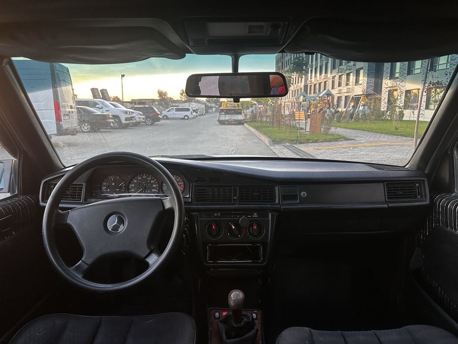 Mercedes benz 190e