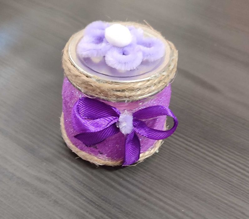 Ръчно, изработени бурканчета,бутилки и  вази на различни цени