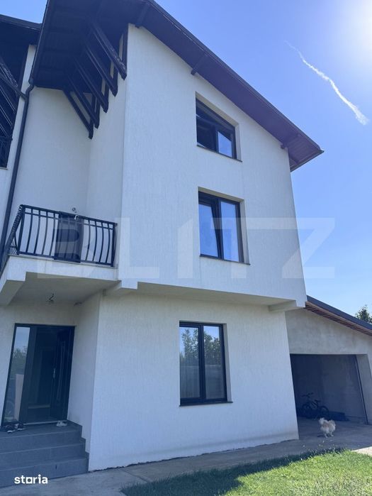 Casa de vanzare, 380 mp, zona Vest