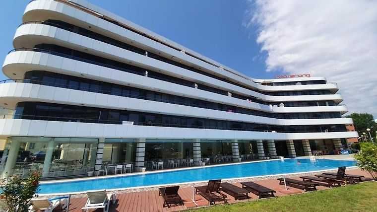 Продава се Двустаен апартамент в к.к. Слънчев бряг - 63 кв.м за 1699 €/кв.м - Снимка #9