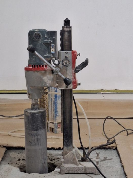 Almazne rezka devor kesamiz