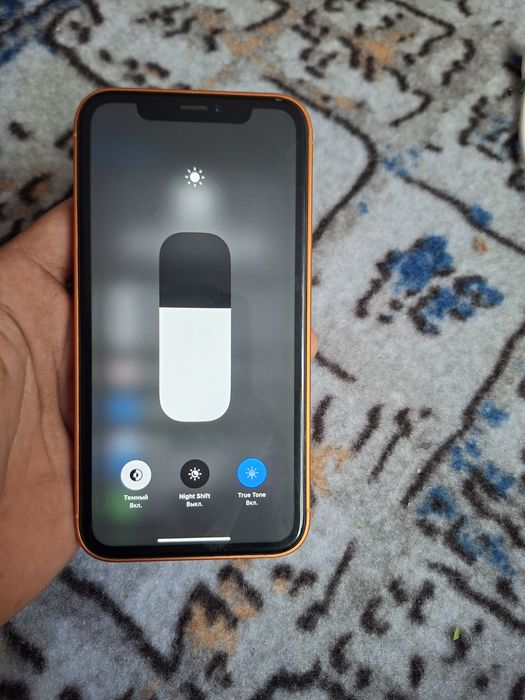 Iphone xr 17 pro korpusida