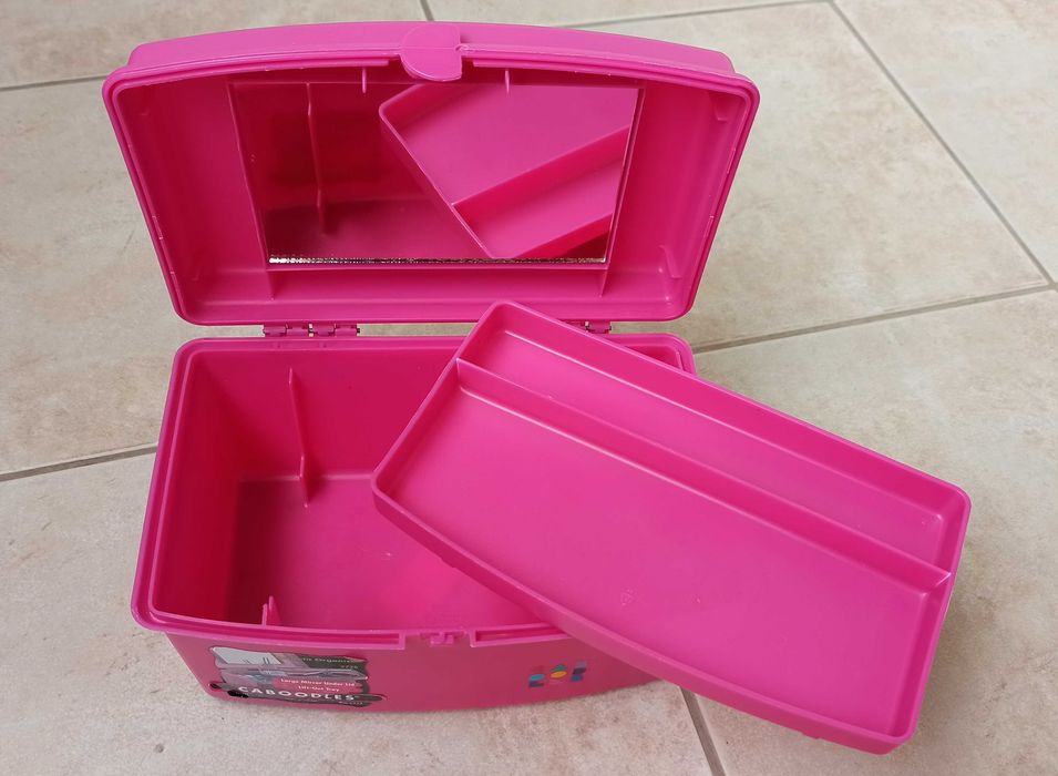 Caboodles кутия за гримове или бижута