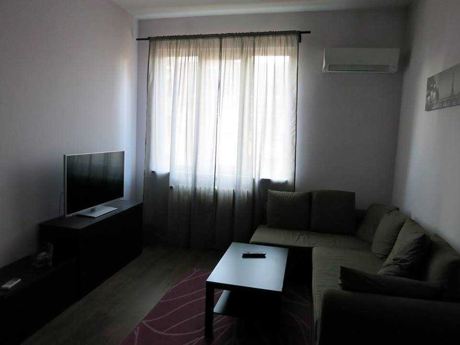 Дава се под наем Двустаен апартамент в София, Център - 71 кв.м за 373.83 € - Снимка #3