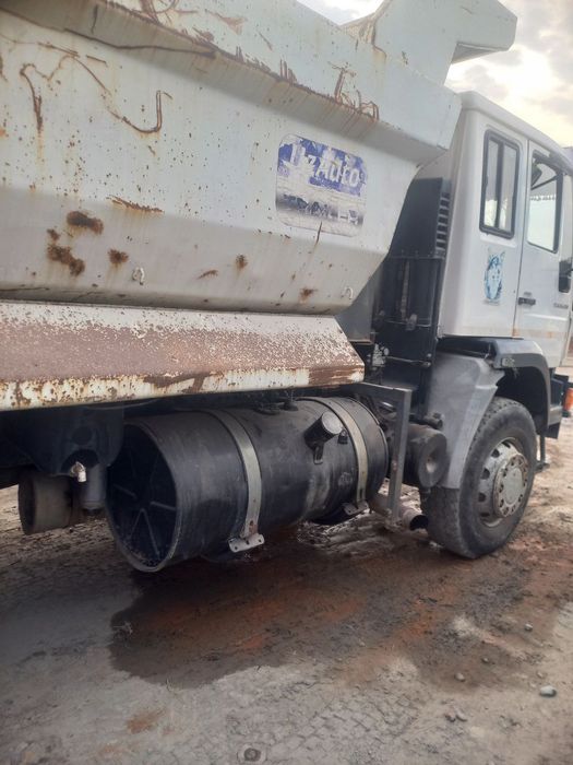 Ман самосвал сотилади