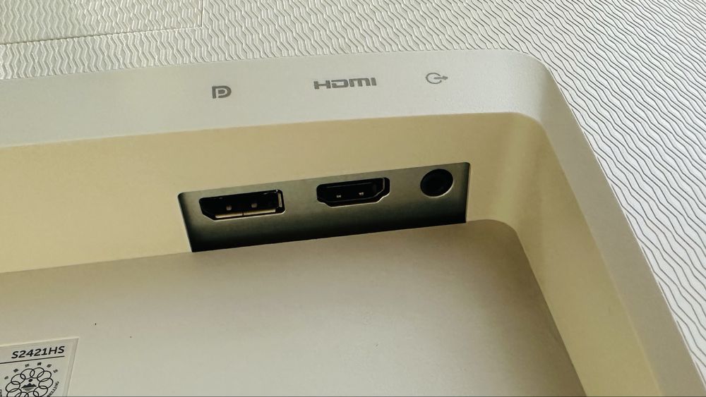 Монитор DELL 24 дюйма ips, FHD