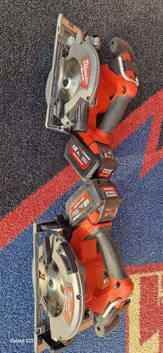 Milwaukee circular pe acumulator