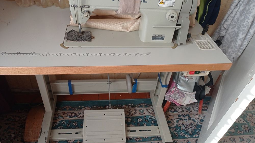 Продам швейную машину , Typical
