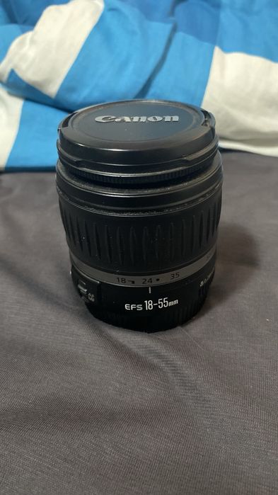 Obiectiv Canon EF-S 18-55mm f/3.5-5.6 II