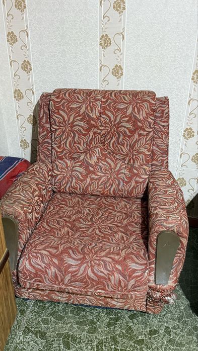Кресло 2 шт продам