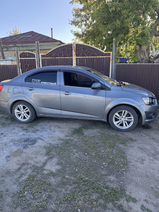 Продам машину шевролет авео т 300