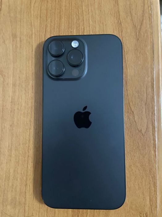 iPhone 16 про макс