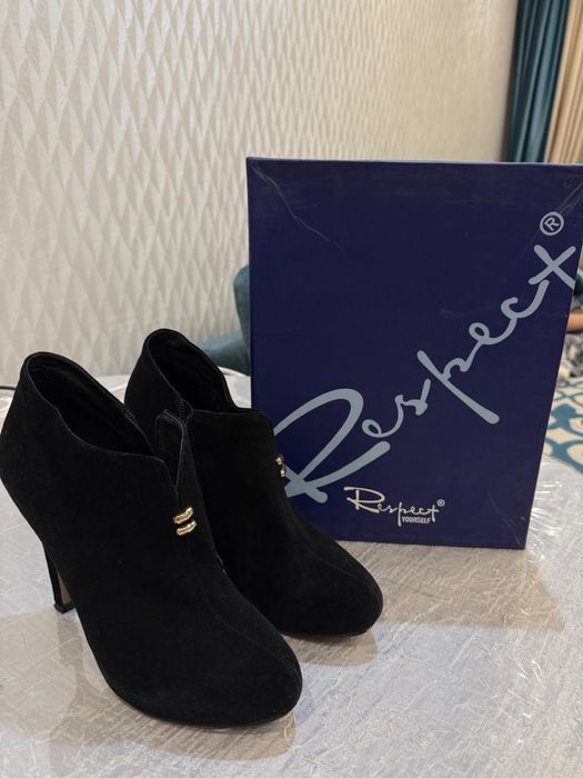 Продам полусапоги женские