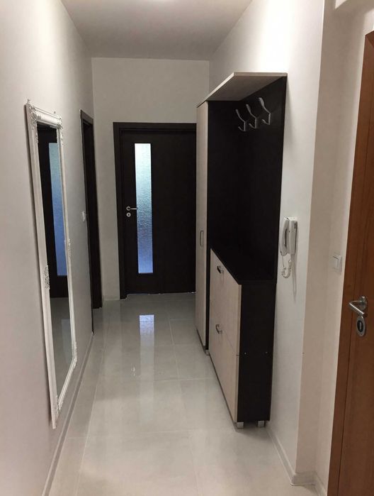 Дава се под наем Тристаен апартамент в Пловдив, Център - 100 кв.м за 300 € - Снимка #2