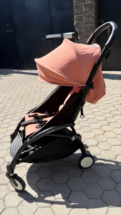 Подам коляску YOYO 2в1