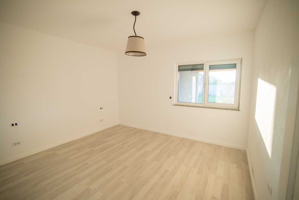 Vând casă în comuna Șagu