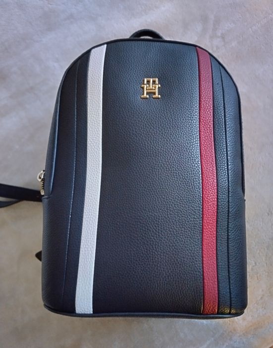 Раница Tommy Hilfiger - тъмно синя