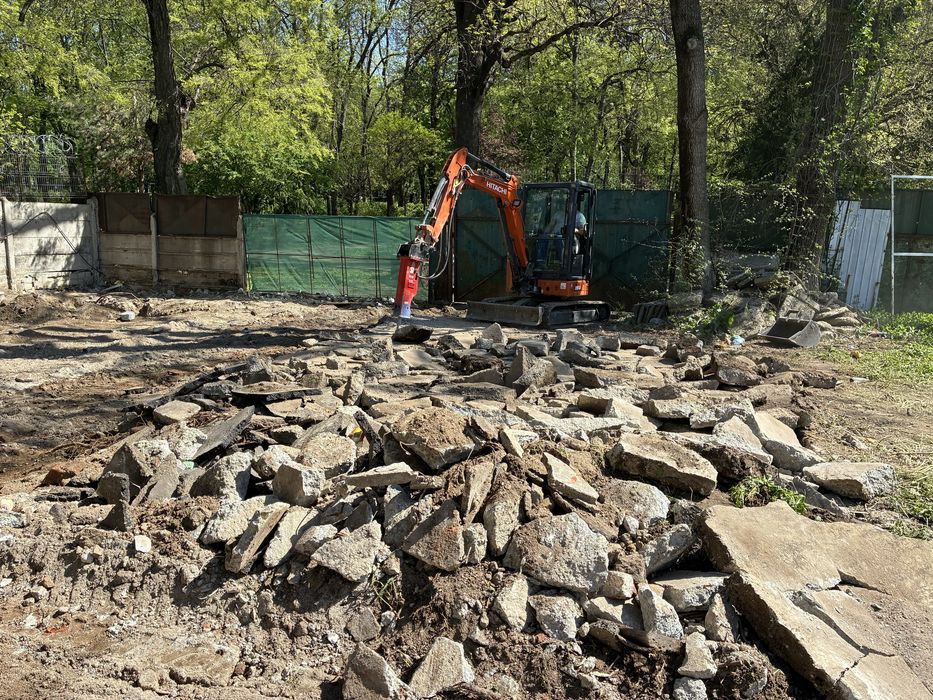 Lucrari miniexcavator Lucrari picon miniexcavator