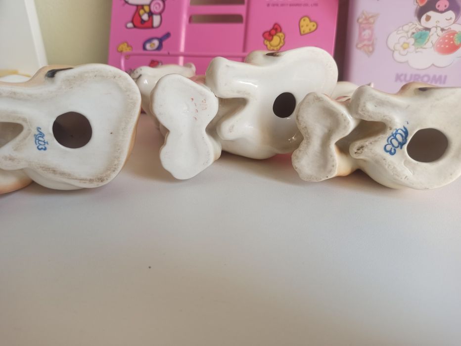 Статуэтки львята