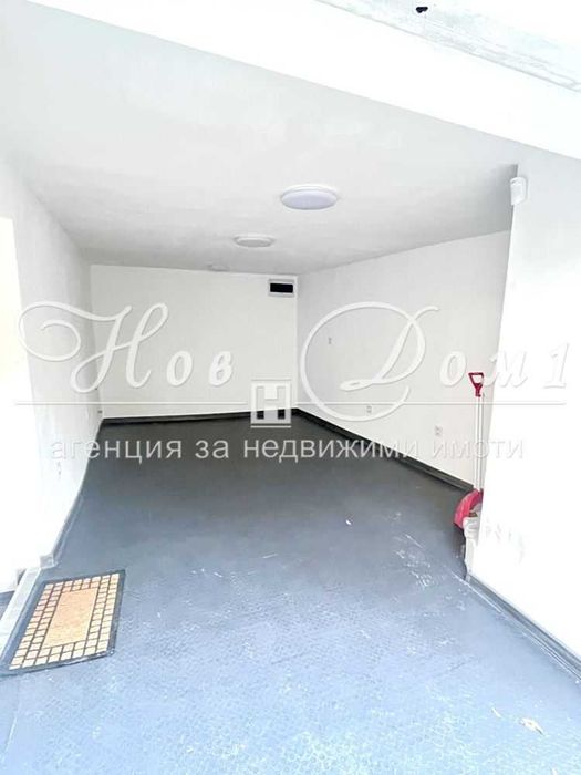 Дава се под наем Многостаен апартамент в Варна, Гръцка махала - 150 кв.м за 466200 € - Снимка #8