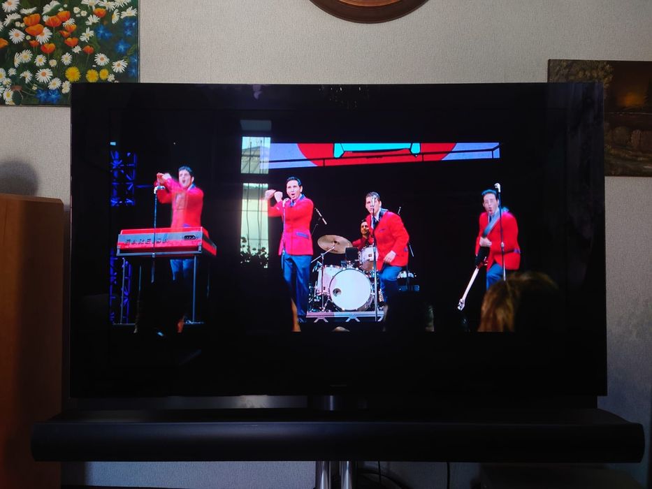 Телевизор Bang & Olufsen Beovision 7-55