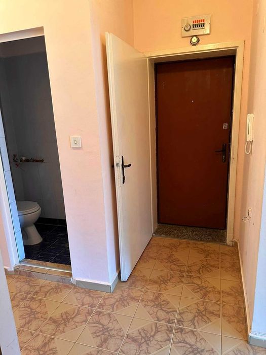 Дава се под наем Двустаен апартамент в Варна, Чаталджа - 65 кв.м за 408 € - Снимка #23